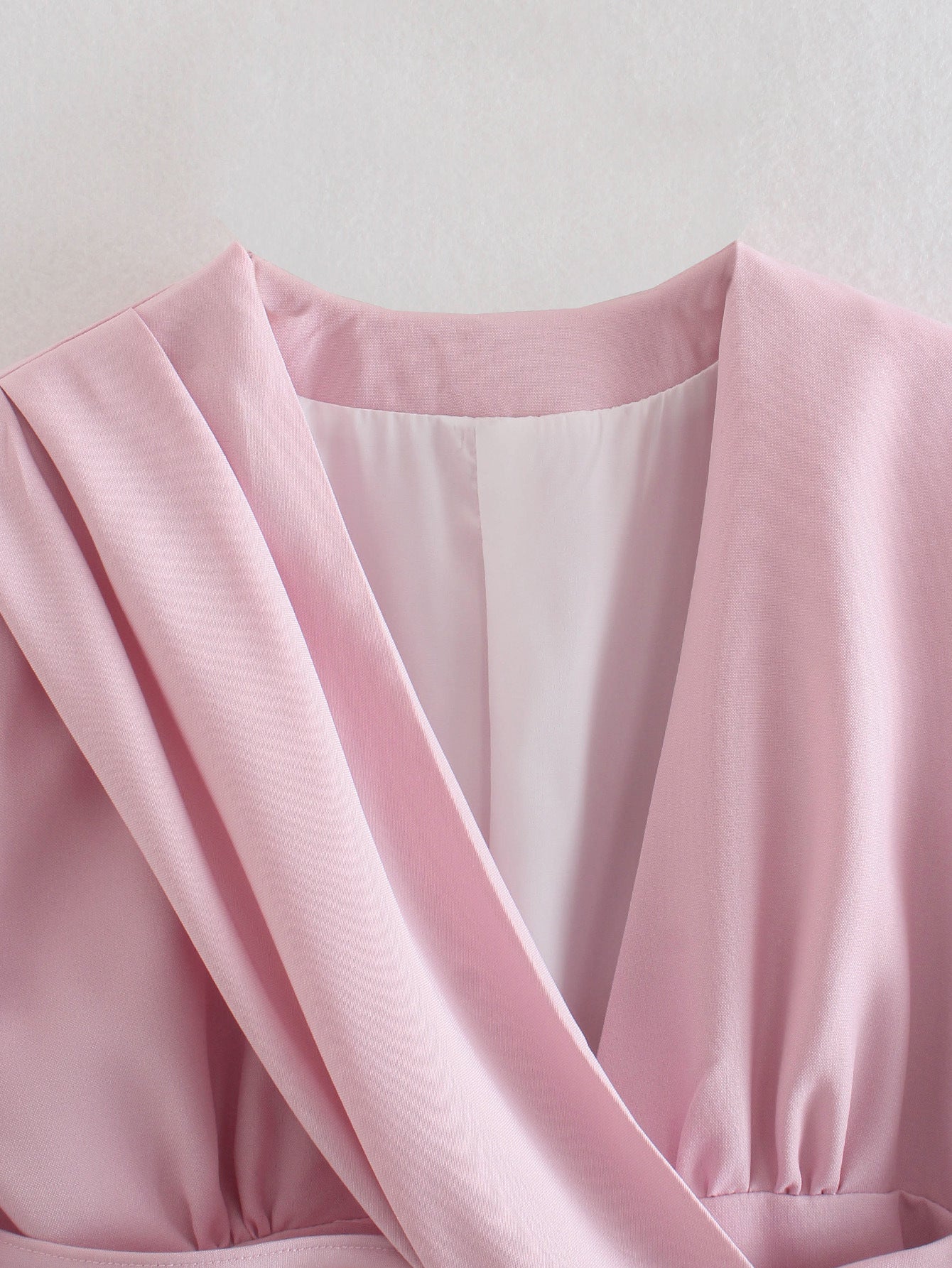 Élégance Mini Dress
