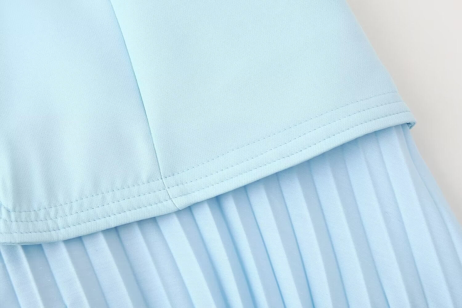 Doux Pleated Skirt Set
