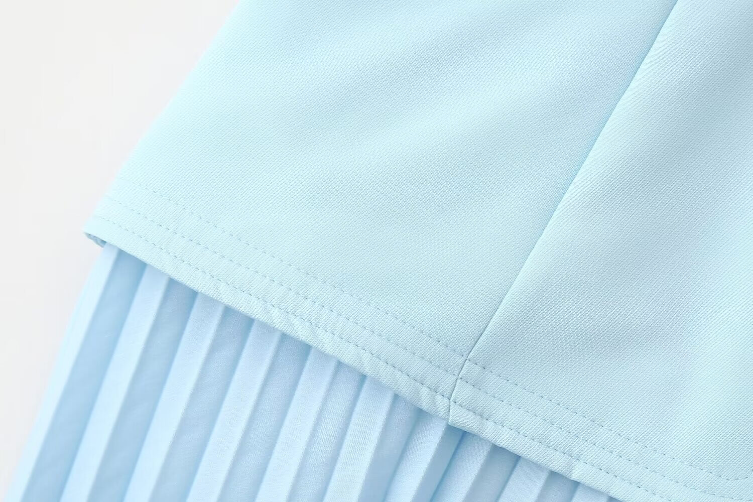 Doux Pleated Skirt Set