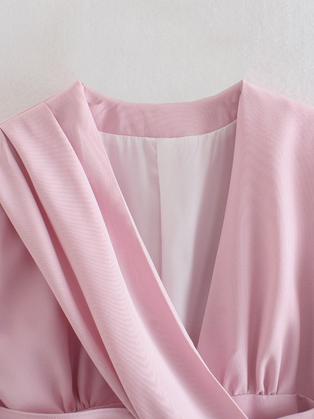 Élégance Mini Dress